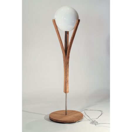 Lampadaire emergence bois naturel taille basse2 Lampadaire "émergence", couleur bois naturel, hauteur 1200, globe 250.